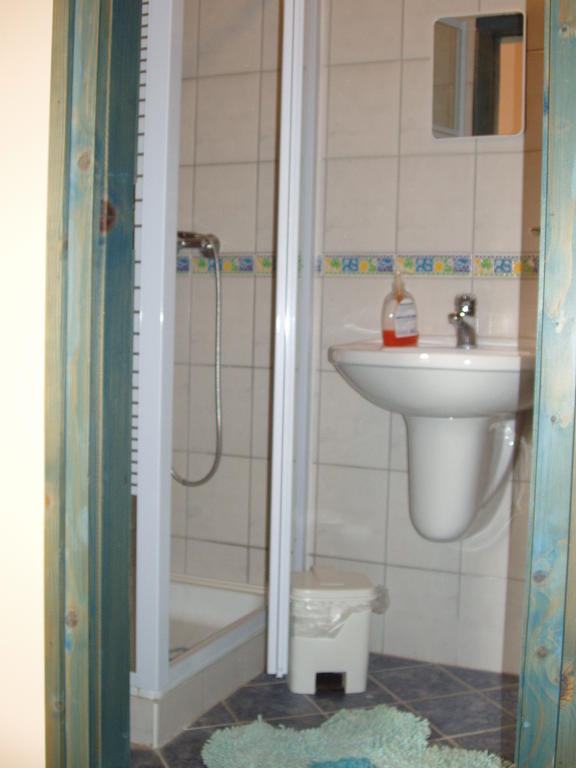 Hotel Rudolf'S Fogado à Zsira Extérieur photo